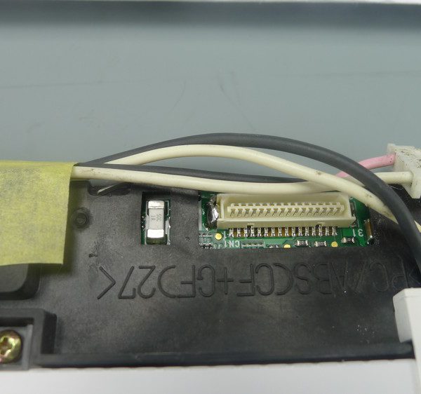 LCD-SHARP-30607-018_03